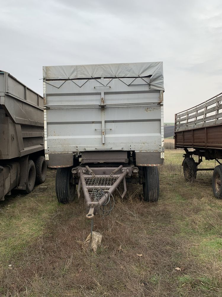 Прицеп до камаза в гарному стані