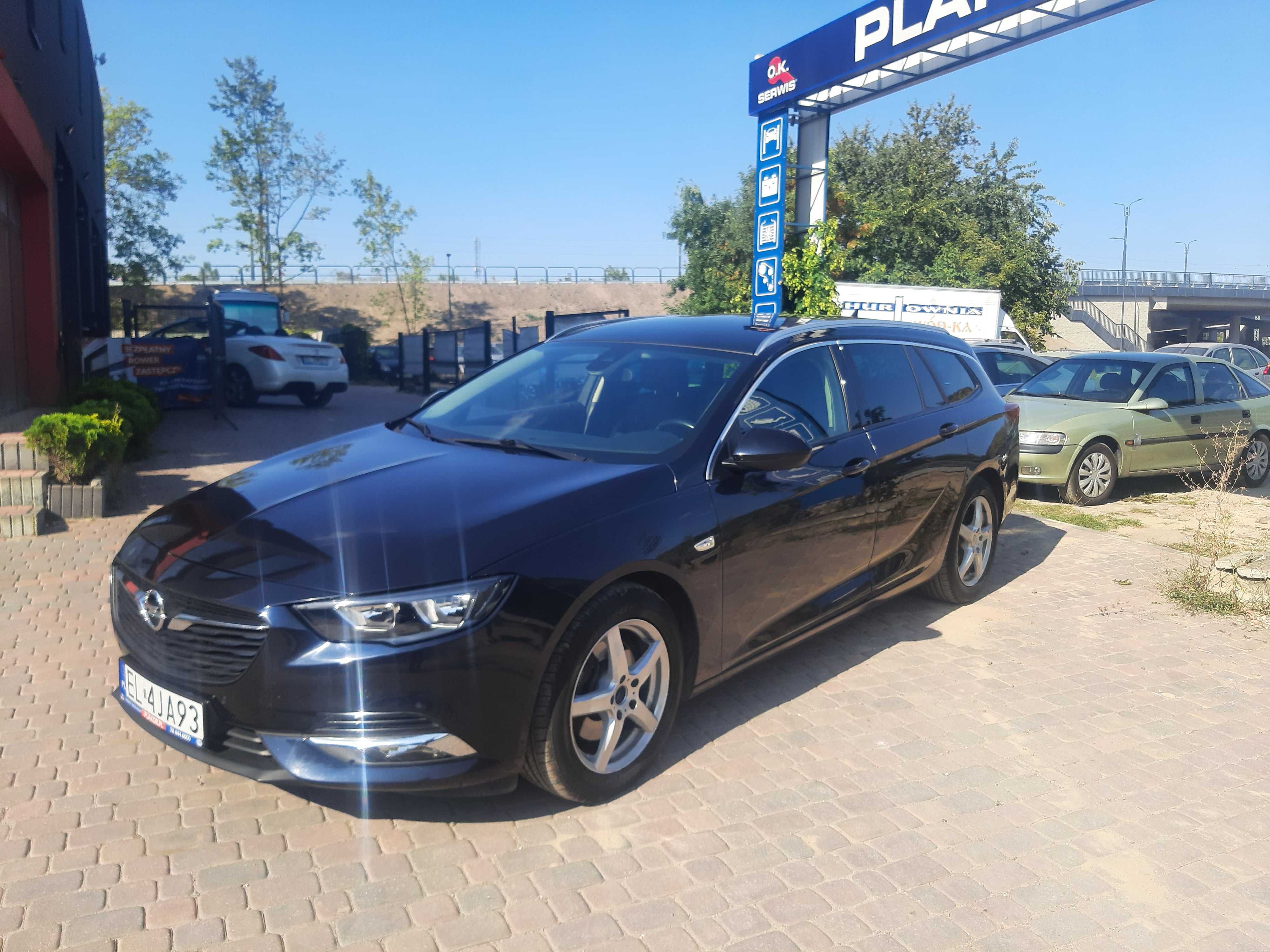 Wynajem samochodu Opel Insygnia 2020r diesel wypożyczalnia samochodów