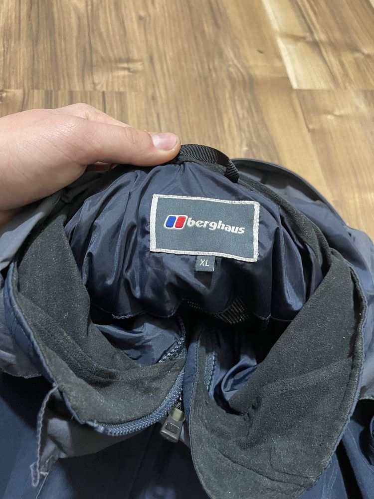 Вітровка Berghaus Gore tex tnf