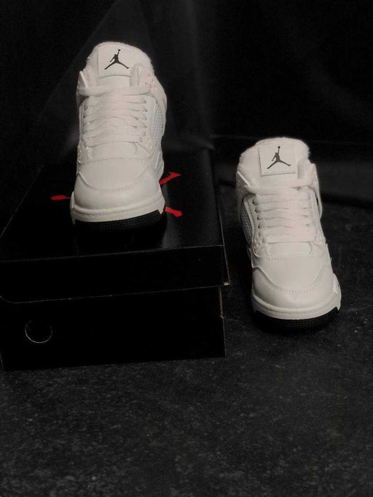Женские зимние кроссовки Jordan White натуральная кожа на меху