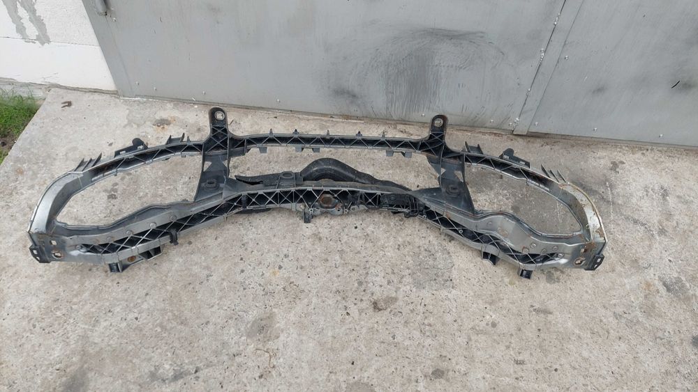 панель передняя телевізор ford focus mk2 8m518b041  c max 3m51-8b041
