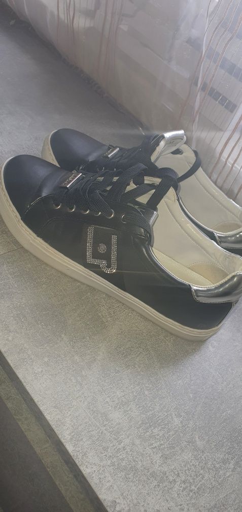 Sprzedam buty liu jo