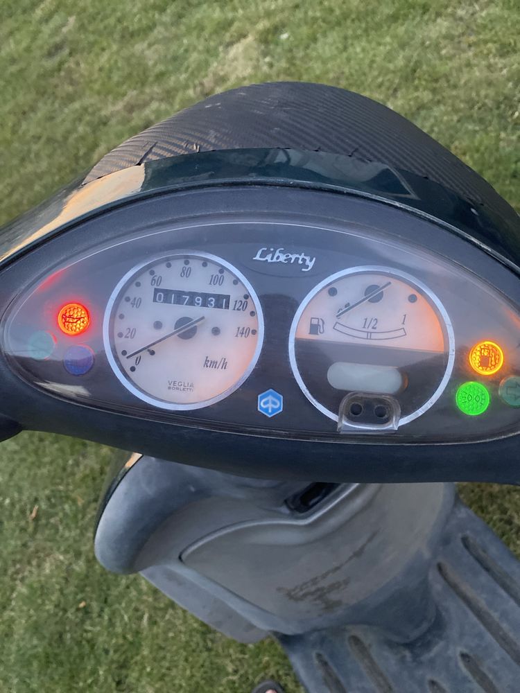 Мопед piaggio liberti 150