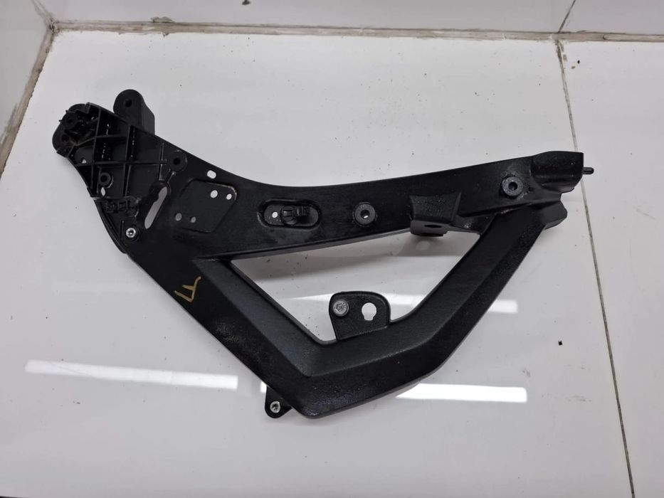 WSPORNIK PANELU LEWY BMW F900 XR K83 K84 BMW R1250 GS 46638528673