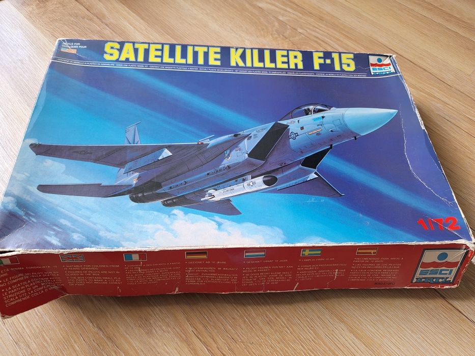 Model doklejenia samolot odrzutowy satellitę killer f-15