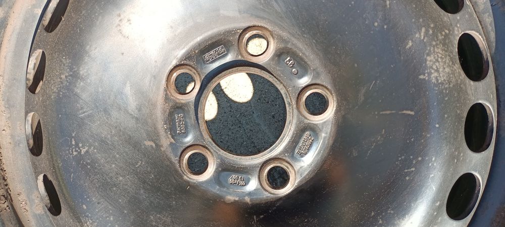 Komplet zimówek 16"