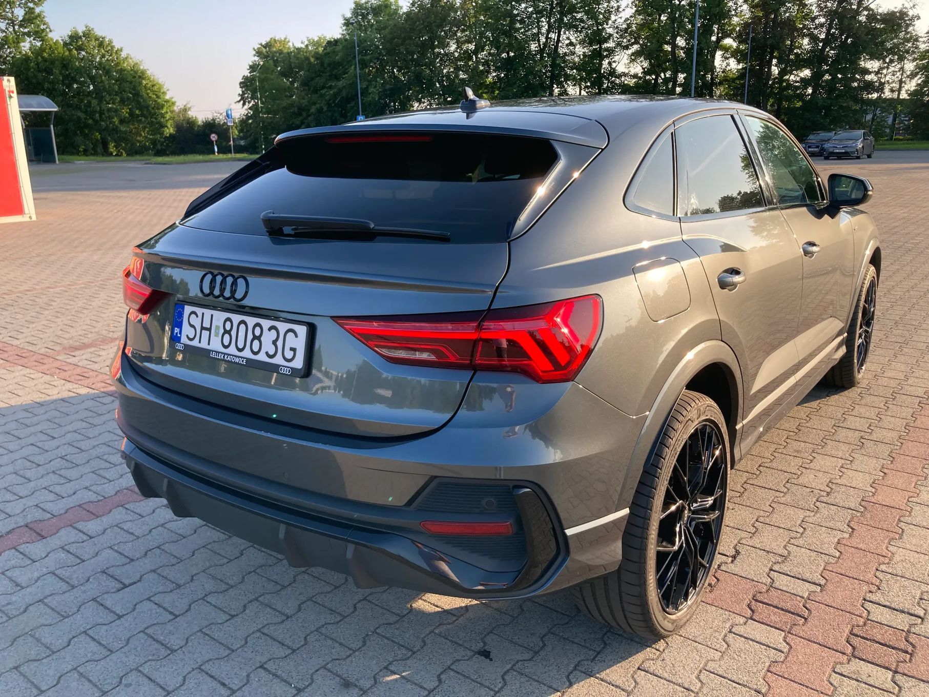 Audi Q3 Hybryda Samochód Jak Nowy