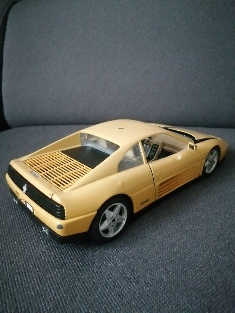 Ferrari burago model 1/18