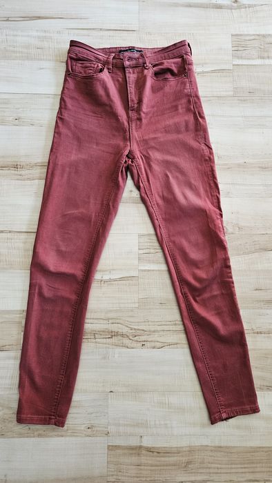 Rurki super high waist Stradivarius