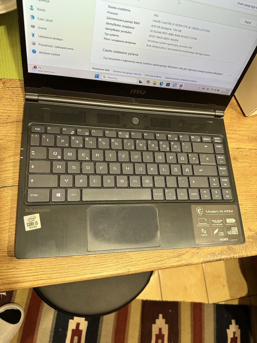 Laptop MSI 14 A10M