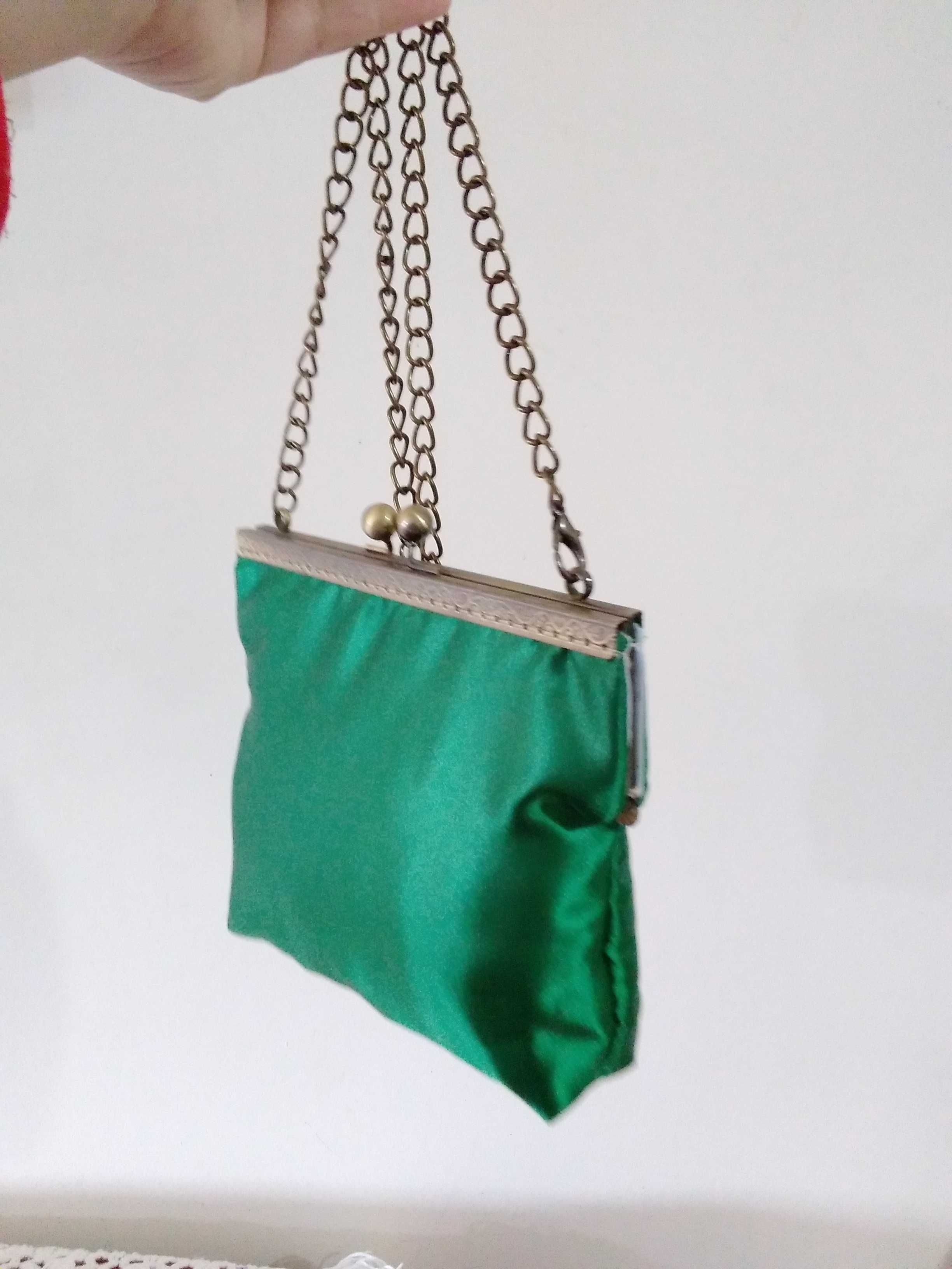 Malas pequenas, clutch cada 5€