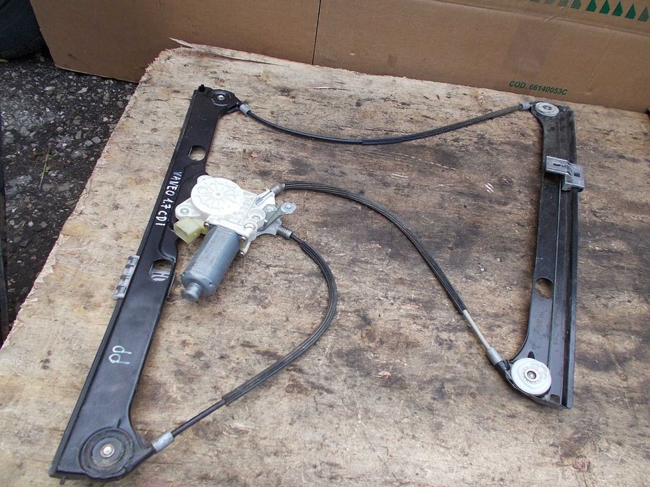 mercedes VANEO 1.7 cdi 01r mechanizm podnośnik szyby przód