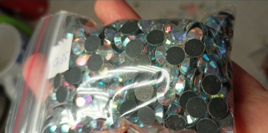 Стразы горячей фиксации и наборы