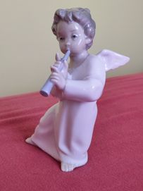 Figurka  LLADRO anioł grający na flecie