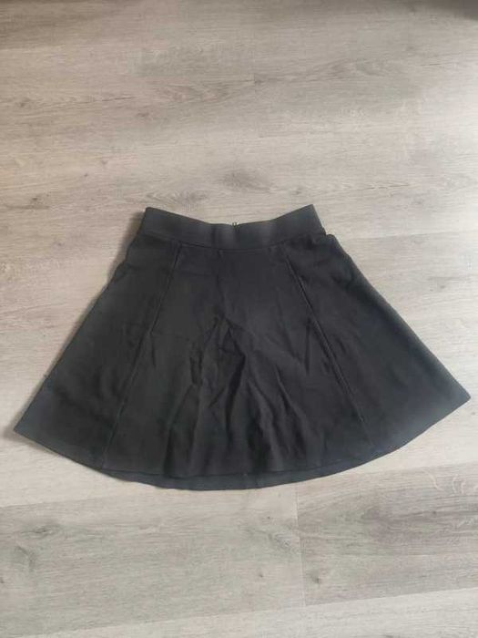 Rozkloszowana spódnica H&M roz. 34