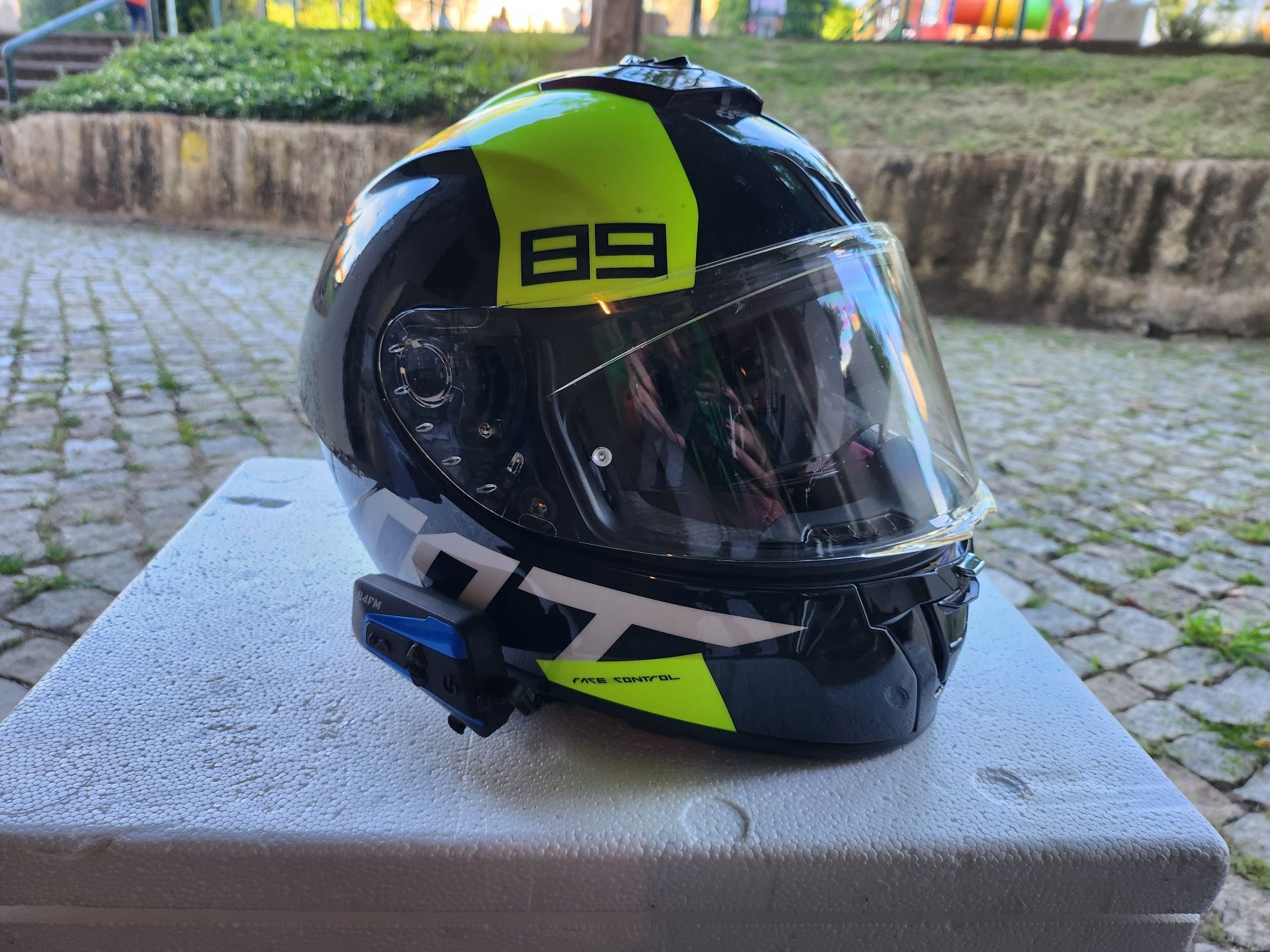 Vendo capacete integral com intercomunicador