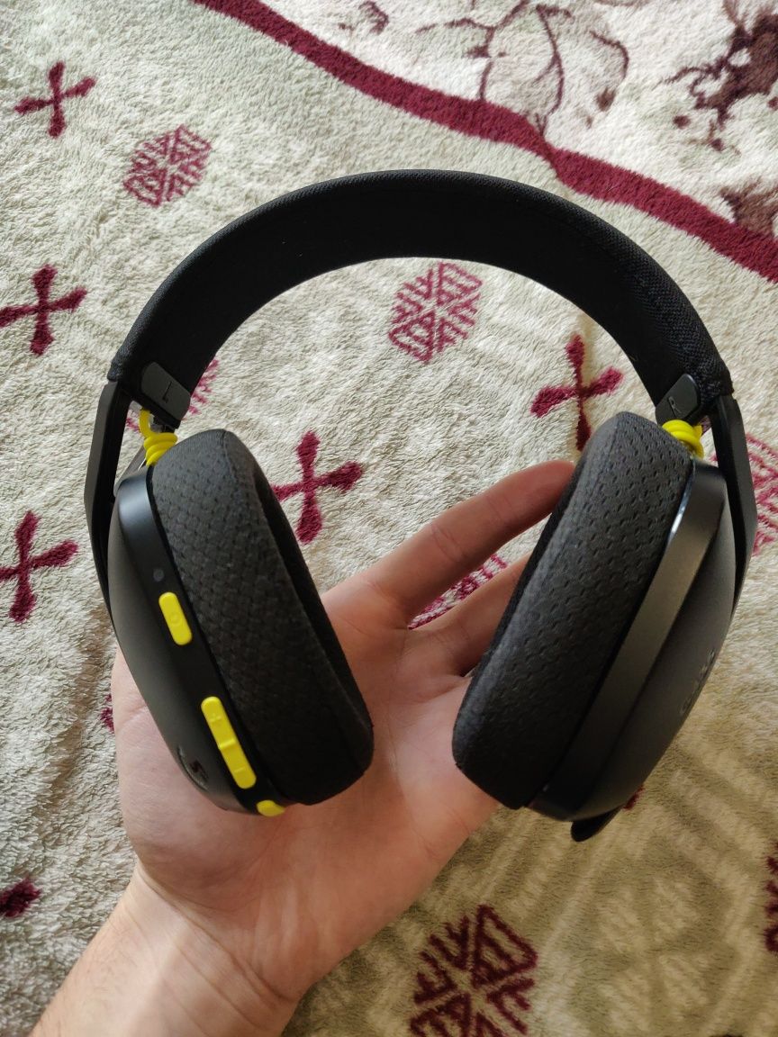 Безпровідні навушники Logitech g435 black