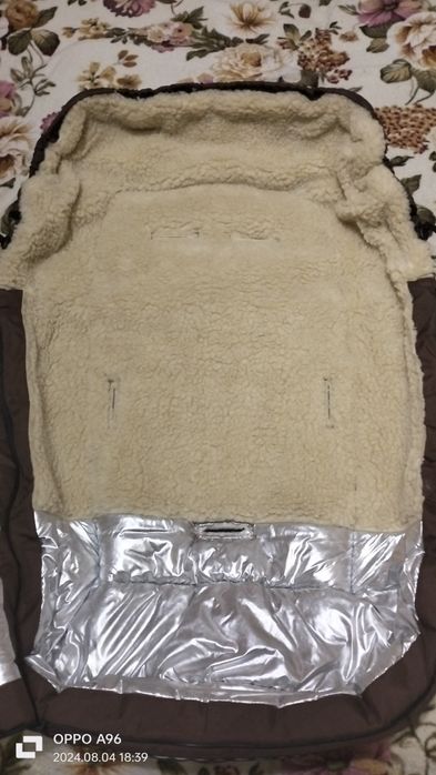 Теплий зимовий конверт в коляску, санчата на овчині