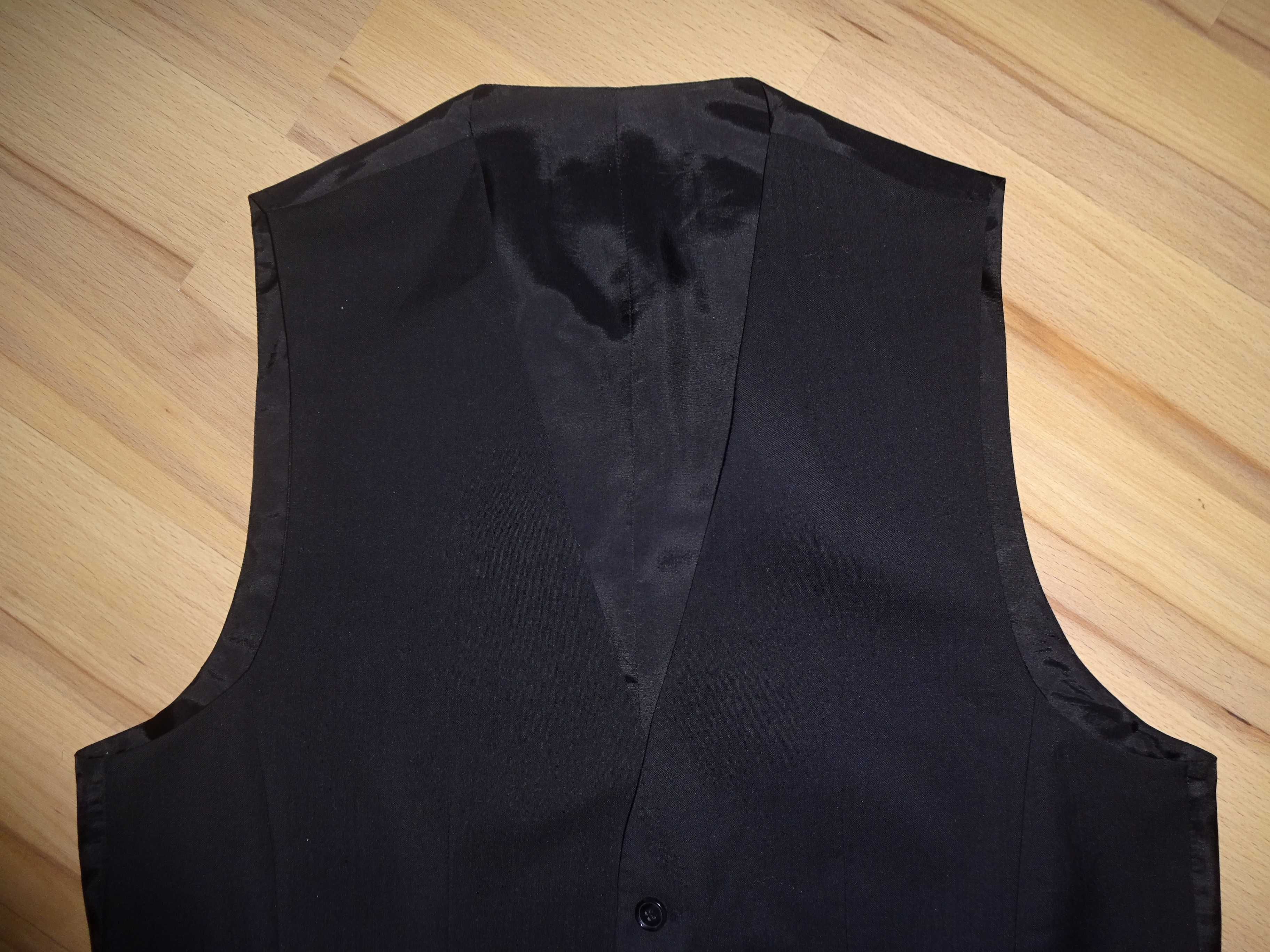 HUGO BOSS czarna elegancka kamizelka na guziki WOOL cieńka wełna r. 52