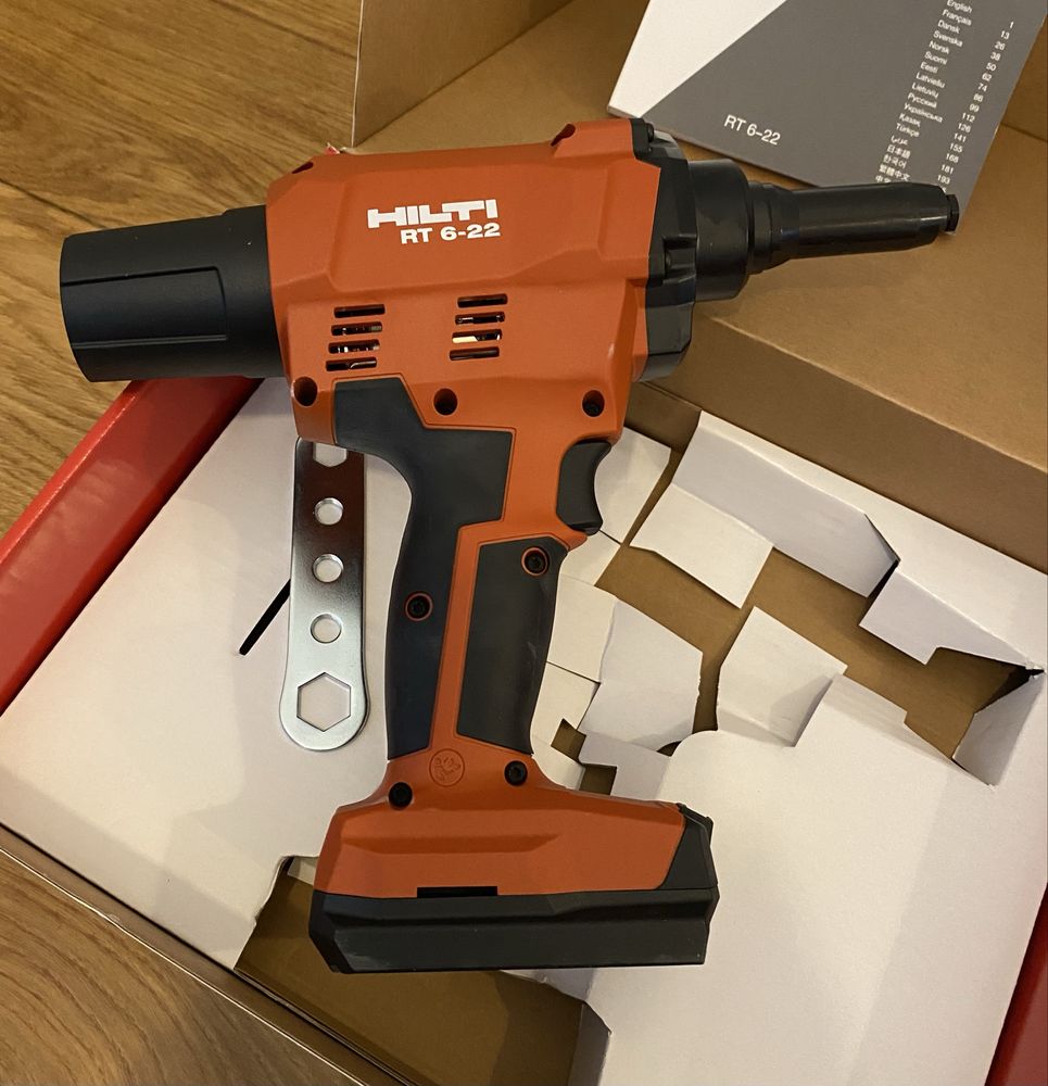 NOWA nitownica HILTI RT 6-22 wraz z końcówkami i pudełkiem