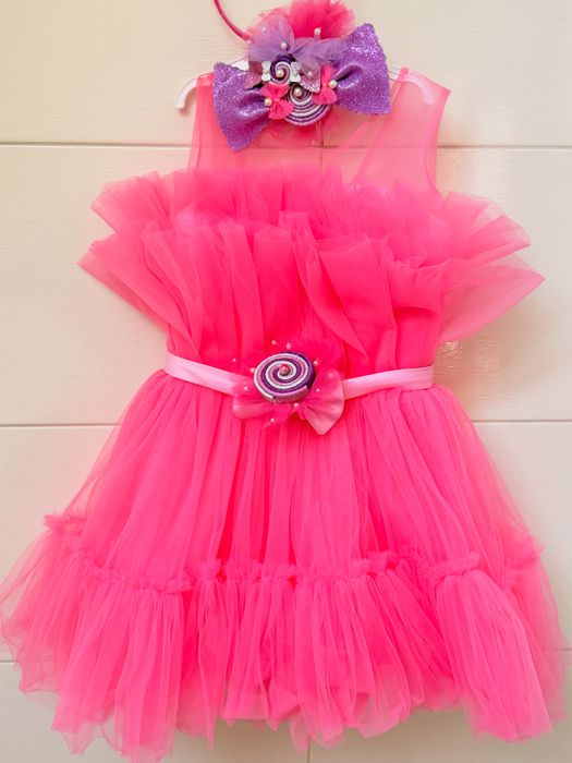 Прокат/оренда суконь костюмів (ялиночка,цукерка,сніжинка/нічка)