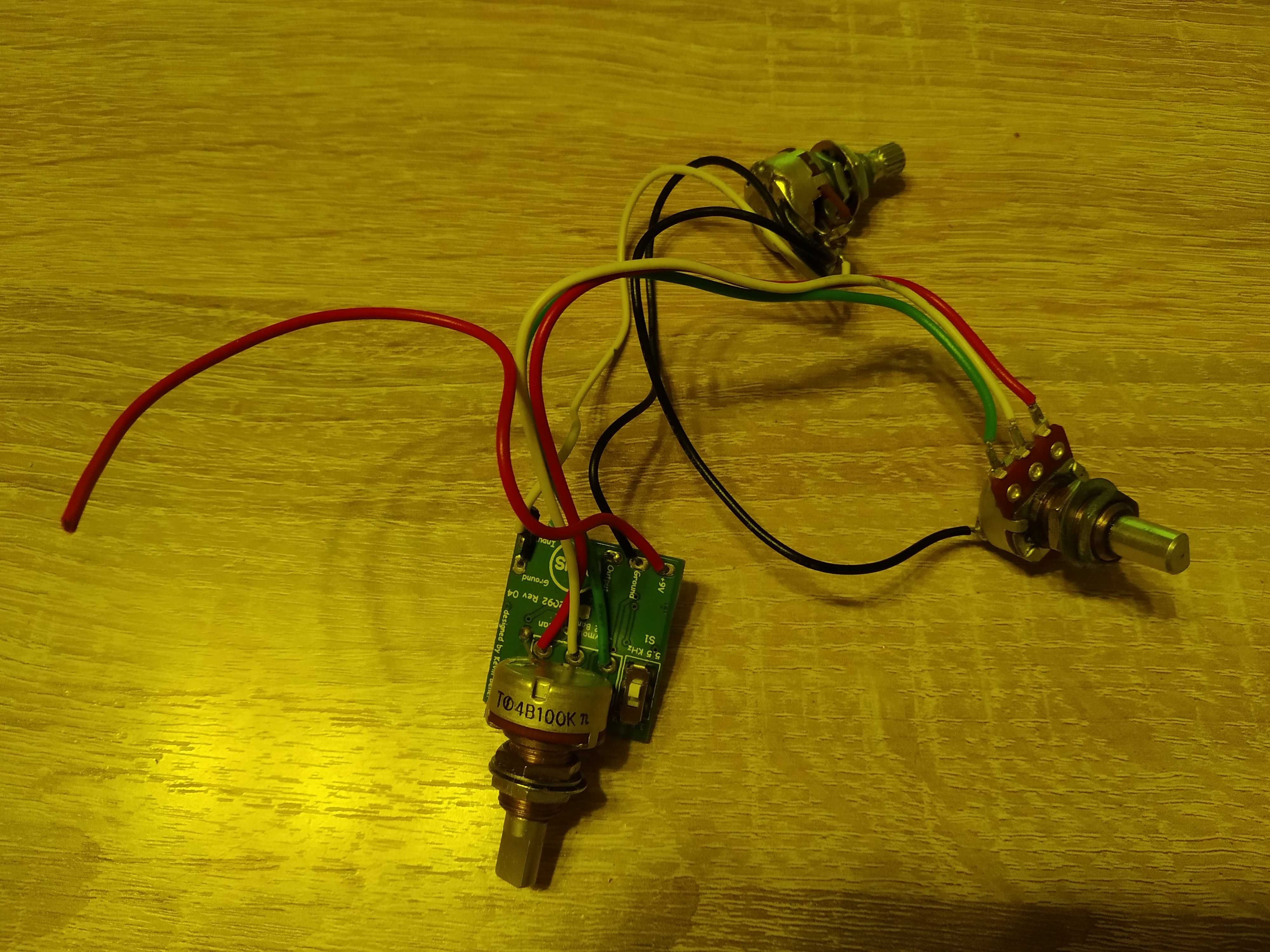 Preamp do aktywnej gitary basowej Seymour Duncan 2-band 'STC-2S-B0 'EQ