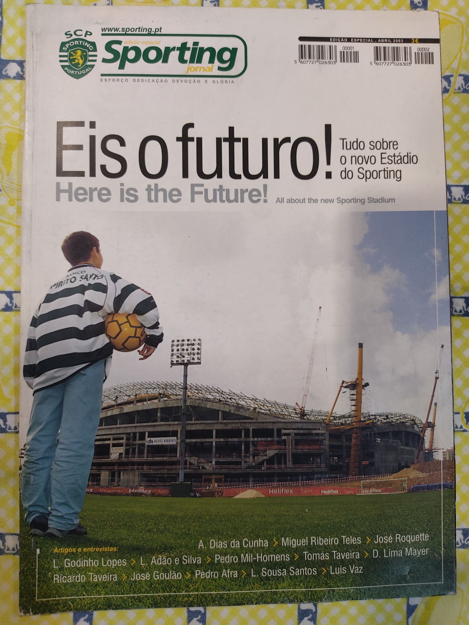 Revista especial sobre o novo estádio Alvalade XXI