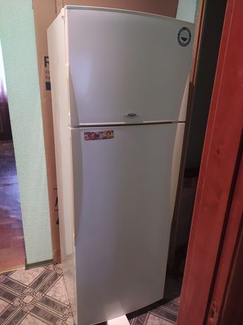 Холодильник Rainford отличное состояние