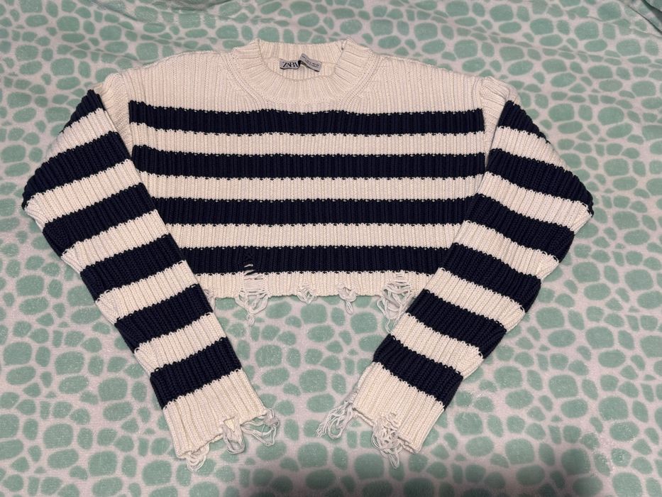 Свитер zara.   .