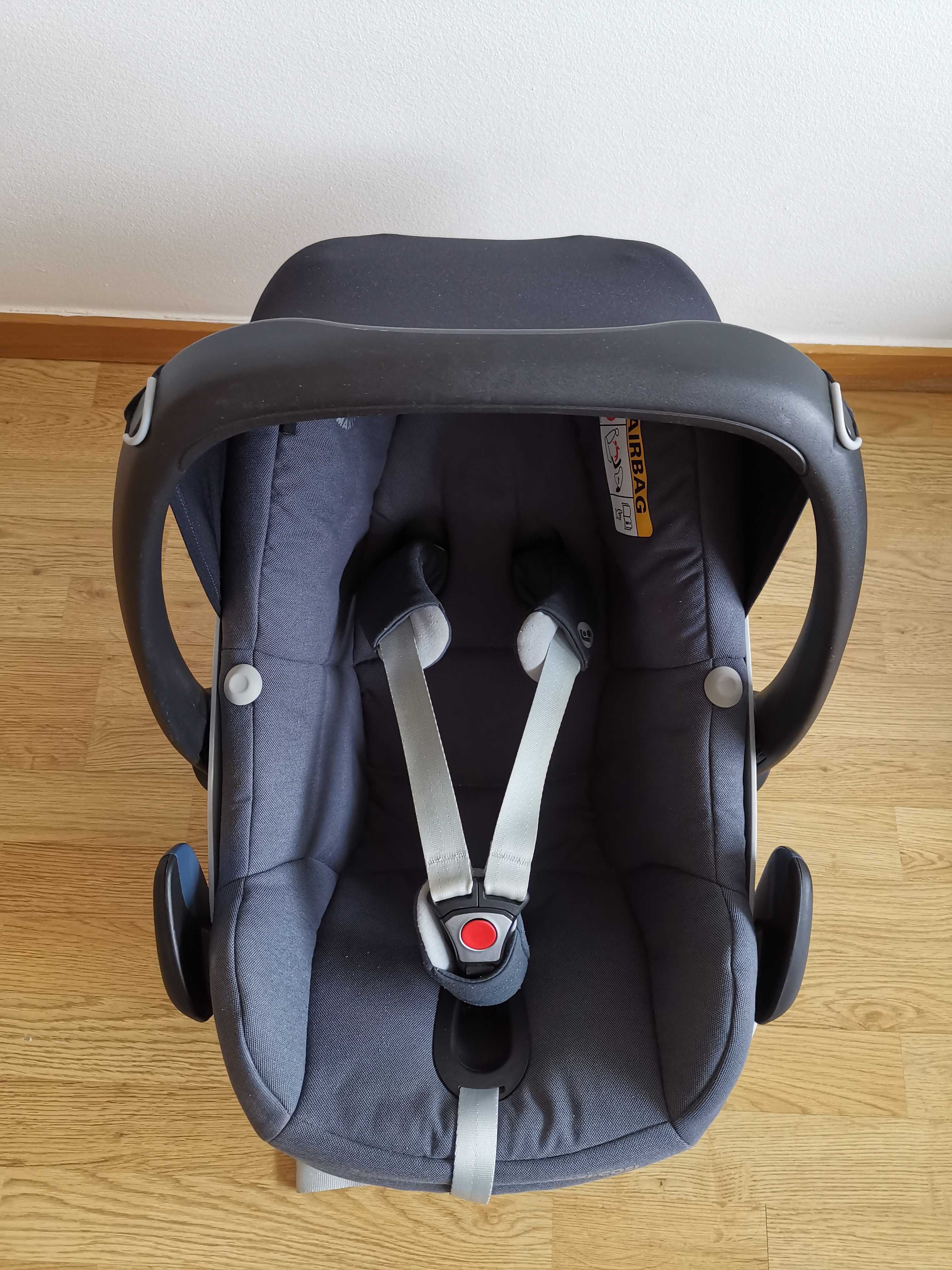 Conjunto Ovinho Maxi Cosi + base isofix para automóvel