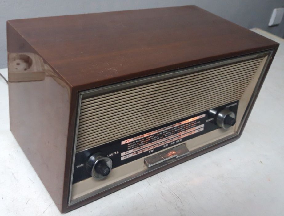 Telefunken Jubilate 1651 Ke Rádio a válvulas