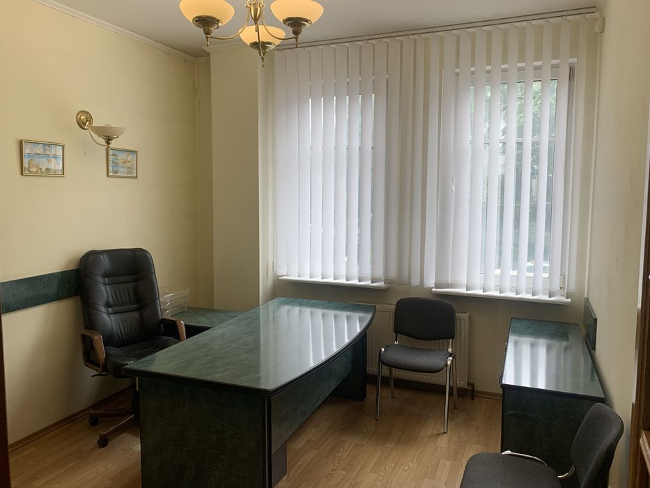 Аренда офиса (141м2) ул. Якира (Деревлянская), Юрия Ильенко