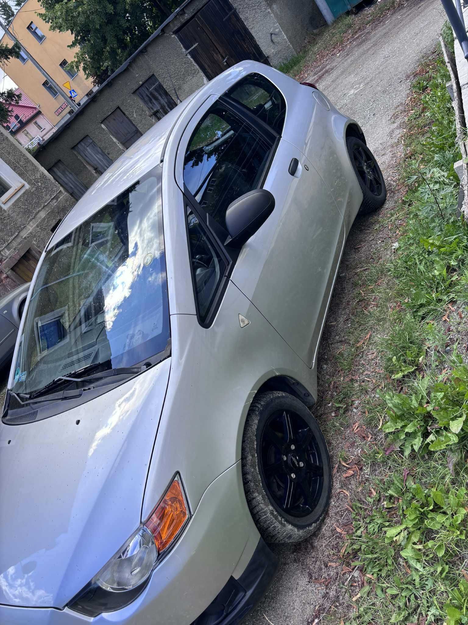Mitsubishi Colt z30