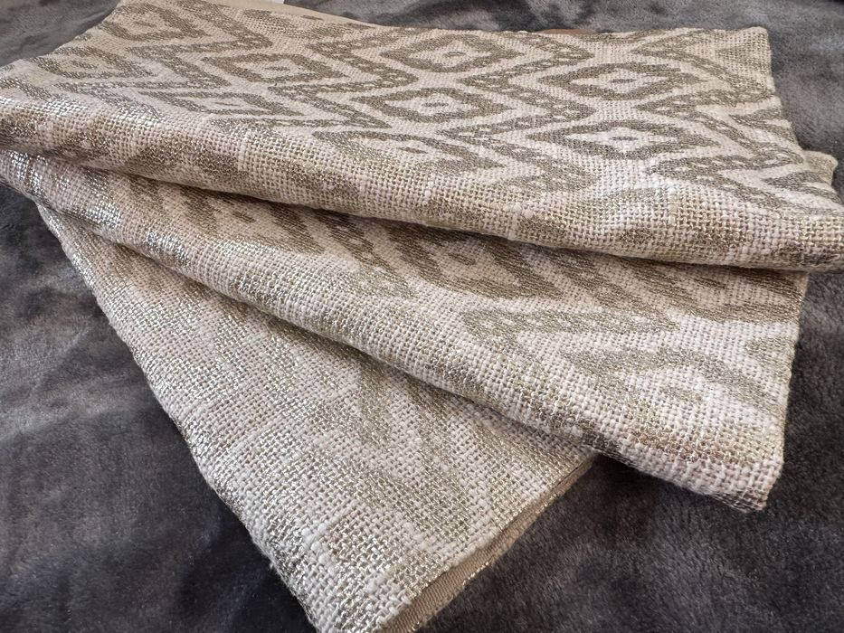 3 nowe poszewki ozdobne na poduszki beż złoty ok 45x45 nowe