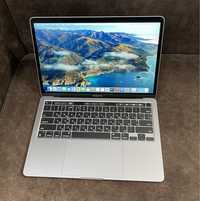 MacBook Pro 13  M2 / 8 / 256 GB / 2022 / Retina / Touch Bar