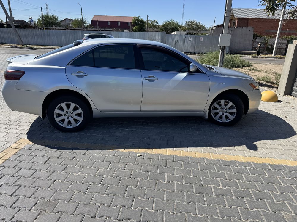 Продам toyota camry 40 2.4 газ/бензин