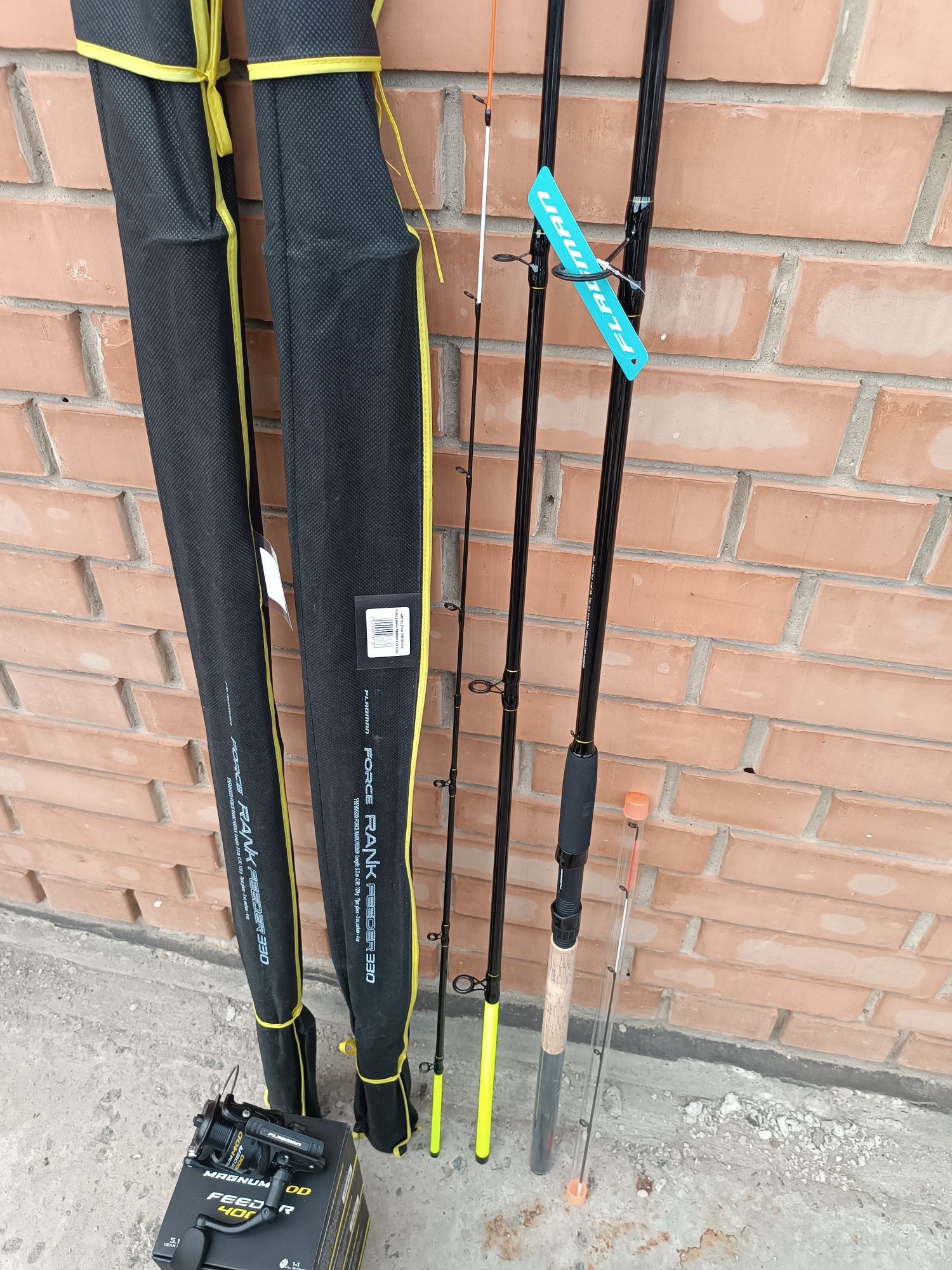 Flagman Force Rank Feeder 3.90 + Flagman Magnum Mod Feeder 4000