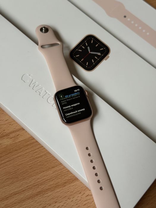 Apple Watch Series 6 40 mm Gold