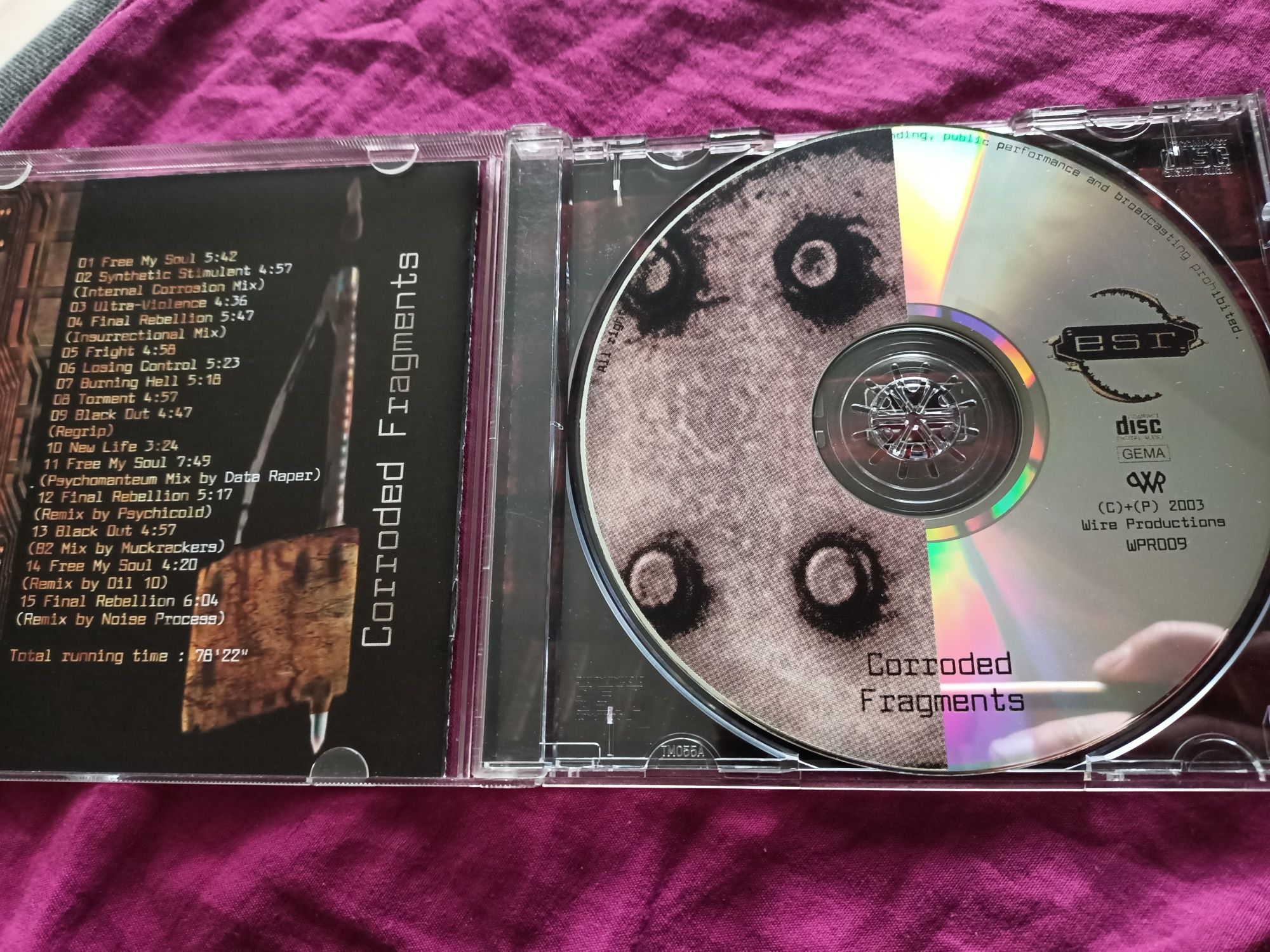 ESR - Corroded Fragments (vg+)