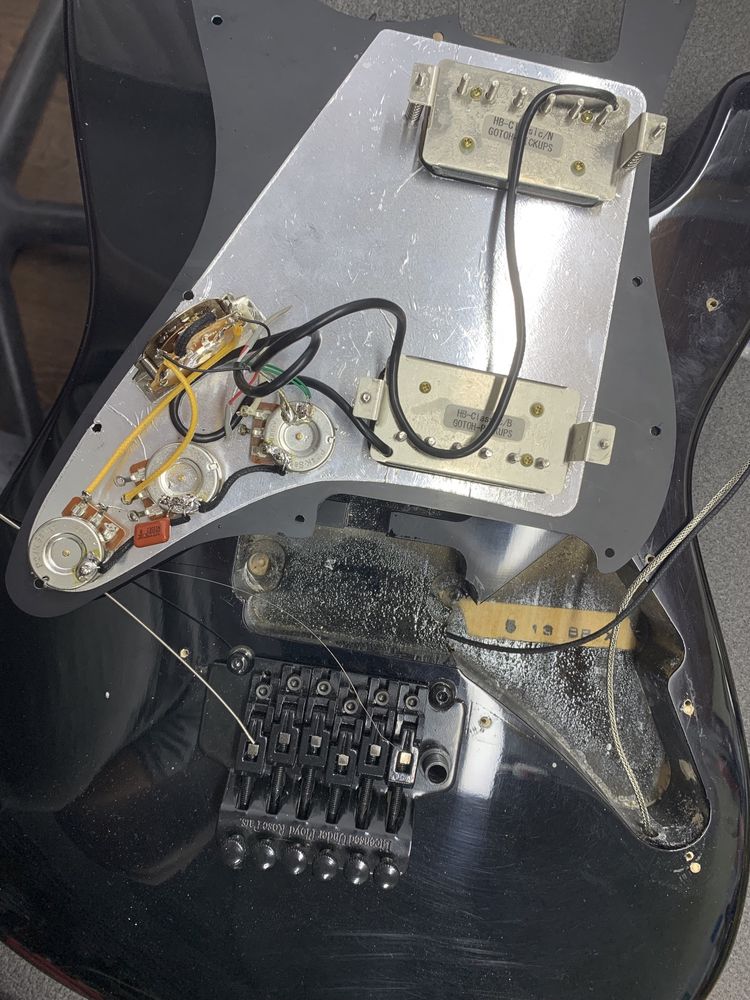 Електрогітара TOKAI дека, Fernandes  гриф с floyd rose (Japan)