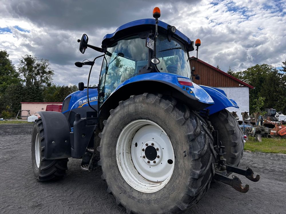 New Holland T7 200