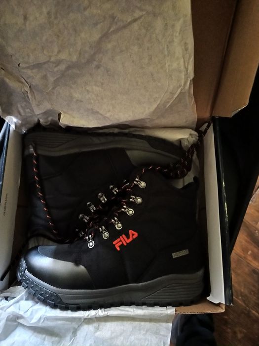 ботінки спортивні 39 розмір