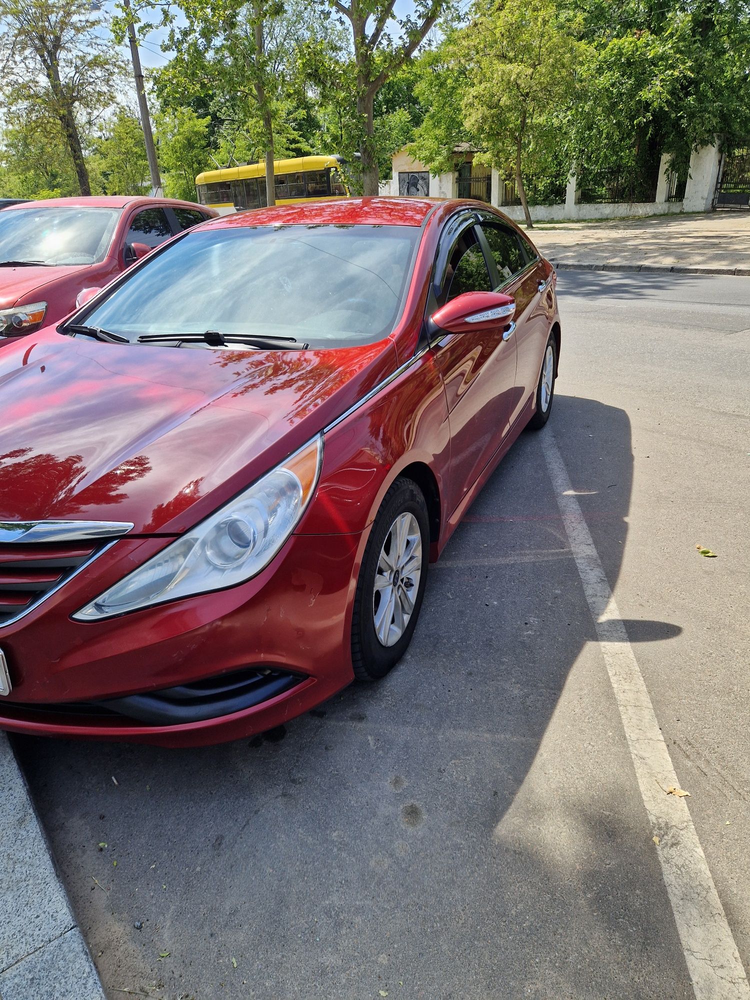 Продам HYUNDAI Sonata 2014