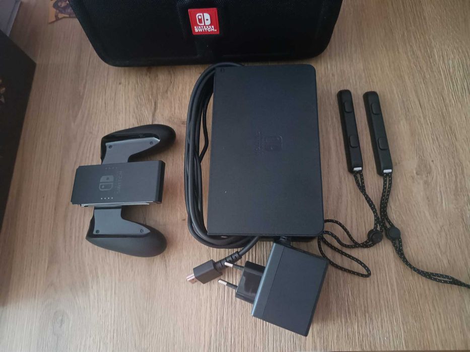 Konsola Nintendo Switch Oled zestaw