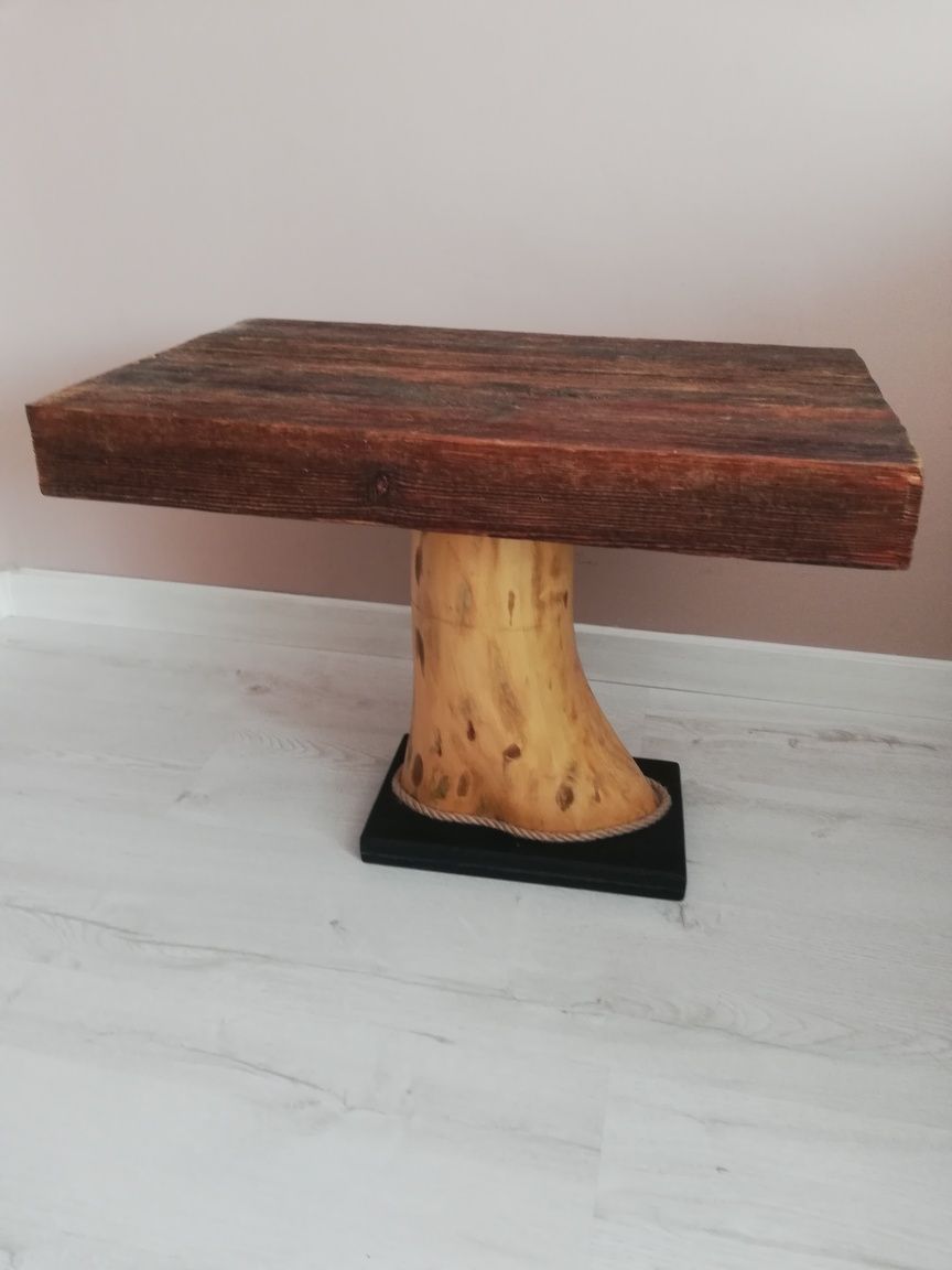 Stolik z drewna handmade