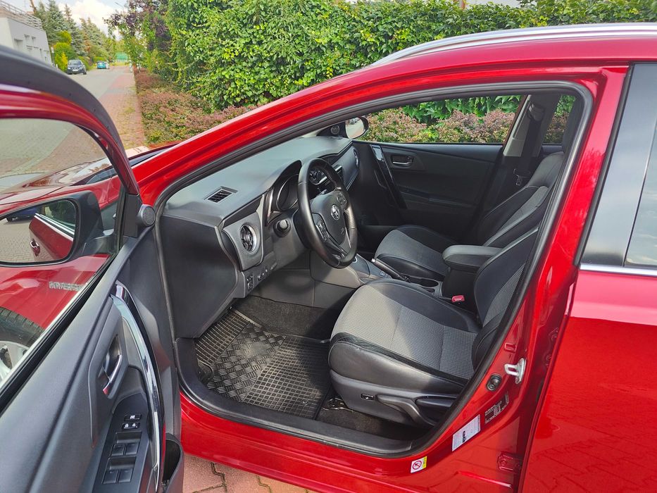 Toyota AURIS Salon PL.Full opcja,HYBRiD,Automat,Zadbany