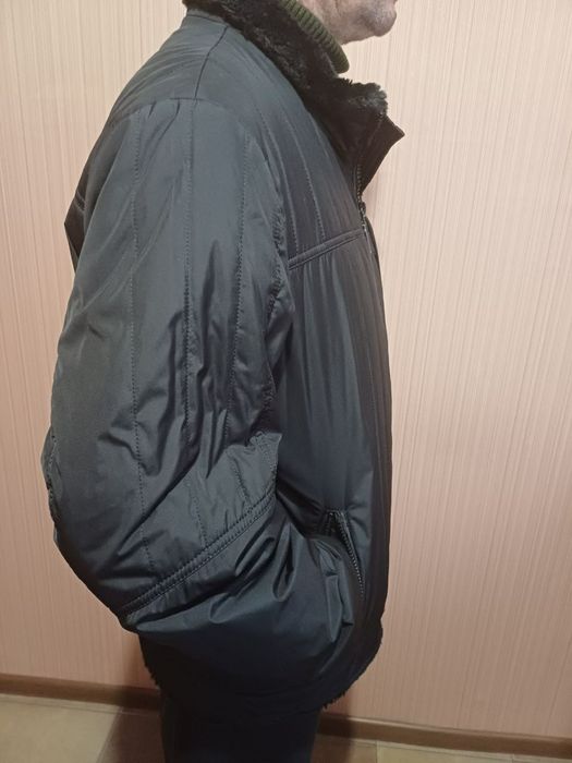 Чоловіча зимова куртка р.50-52