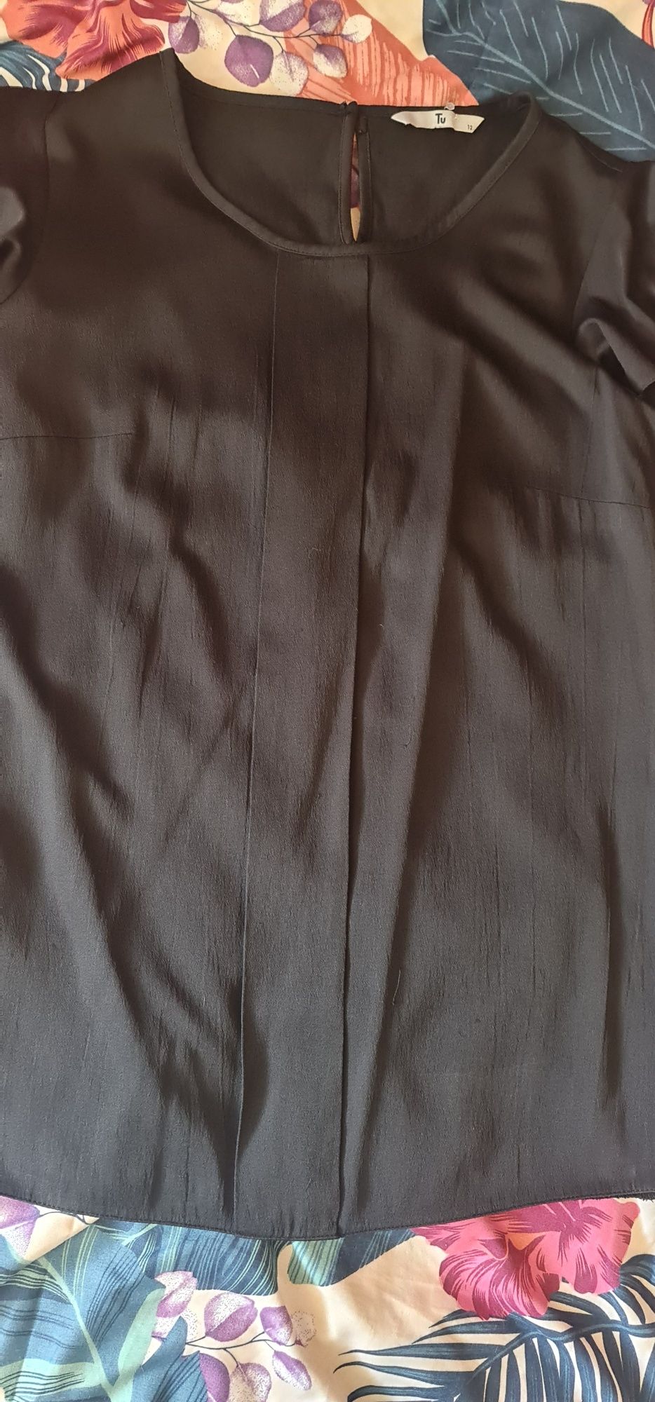 Czarna bluzeczka z falbankami TU r. L/XL