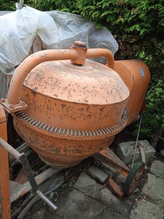 Betoniarka, sprawna w dobrym stanie