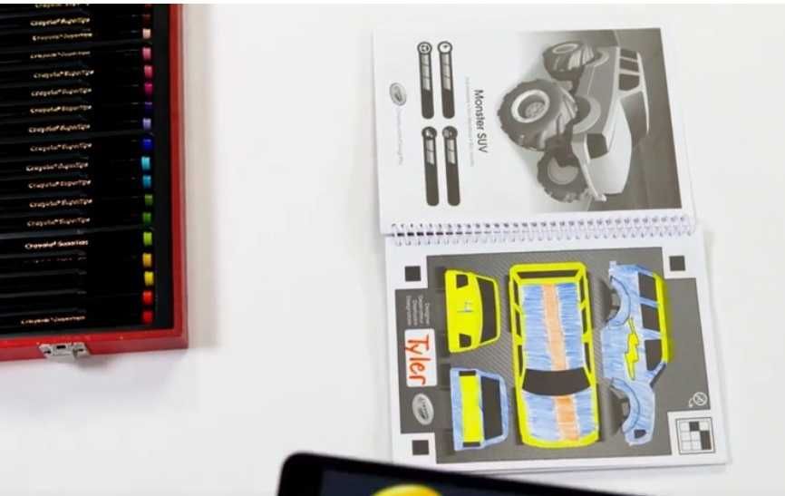 Набір Crayola Virtual Design Car для малювання фломастери карандаші